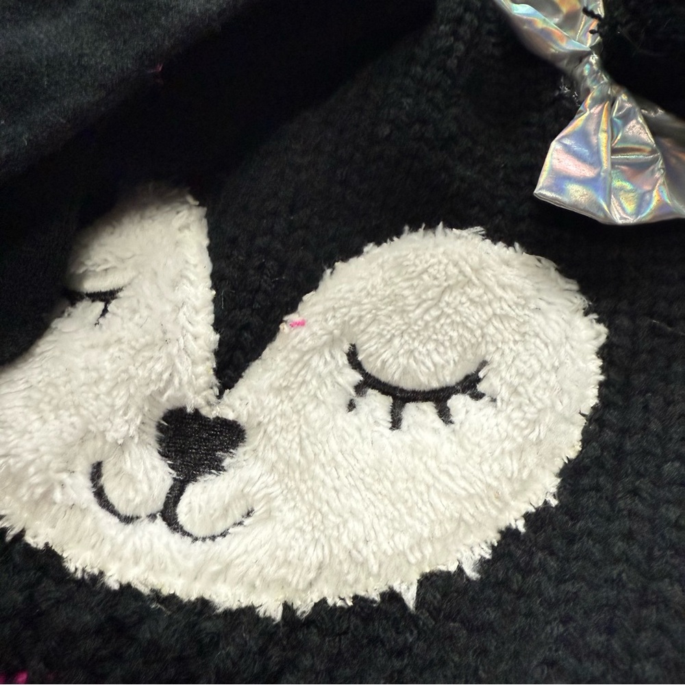 Girls' Winter Hat & Gloves Set Black Knit Critter Beanie with Silver Bow NWT - Picture 2 of 7